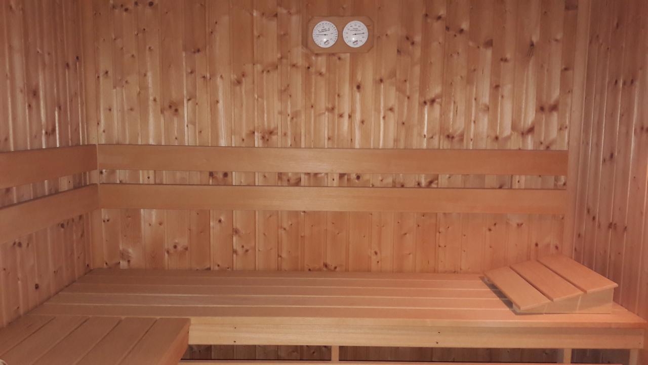 Pero Panzio Bed & Breakfast Дебрецен Екстериор снимка