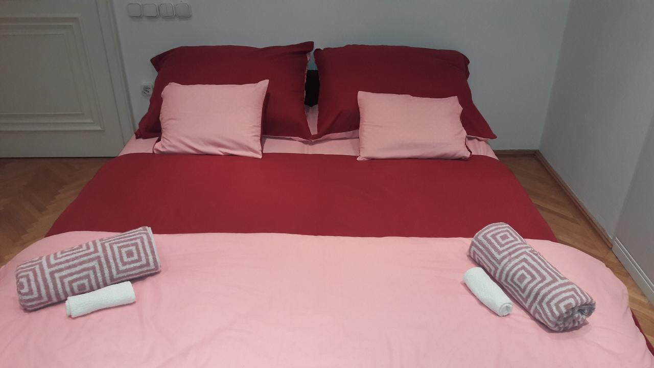 Pero Panzio Bed & Breakfast Дебрецен Екстериор снимка