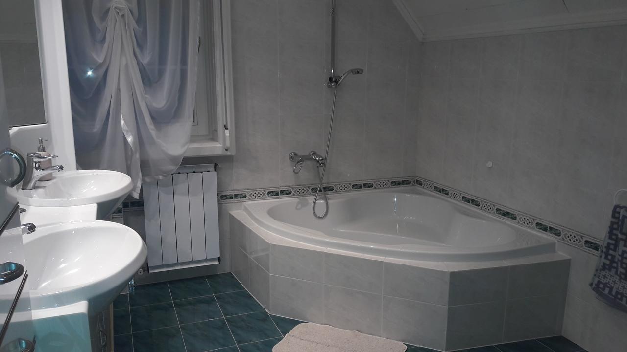Pero Panzio Bed & Breakfast Дебрецен Екстериор снимка