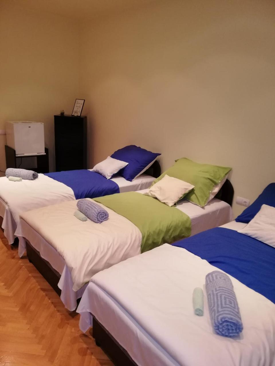 Pero Panzio Bed & Breakfast Дебрецен Екстериор снимка