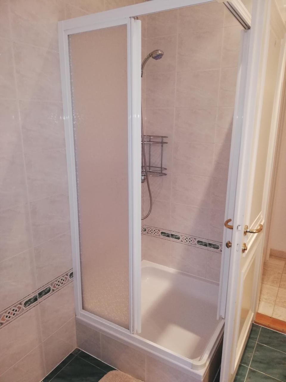 Pero Panzio Bed & Breakfast Дебрецен Екстериор снимка