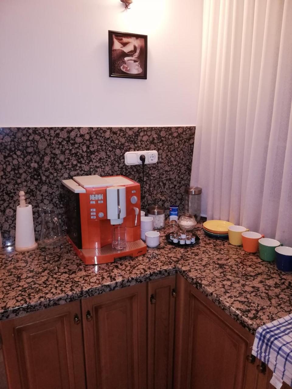 Pero Panzio Bed & Breakfast Дебрецен Екстериор снимка